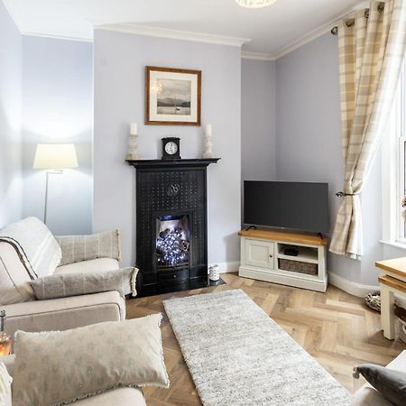 Host & Stay - Arundel Cottage ウィットビー エクステリア 写真